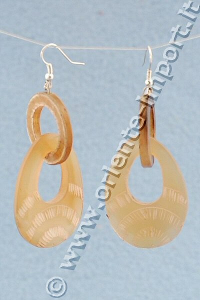 HORN EARRINGS CO-OR16-01 - com Etnika Slog d.o.o. HORN EARRINGS CO-OR16-01 - com Etnika Slog d.o.o.