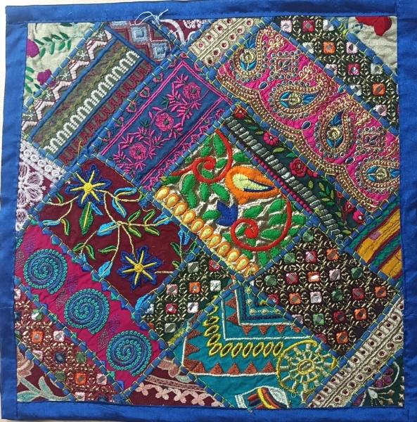 PILLOW COVERS PILLOW COVERSIZE: 39X39 CMfont- - com Etnika Slog d.o.o.