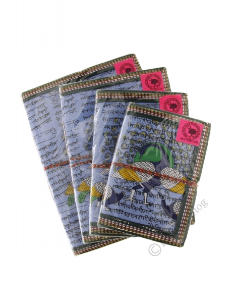 SET CON 4 NOTEBOOK RIVESTITI CON STOFFA. MISURANO:
